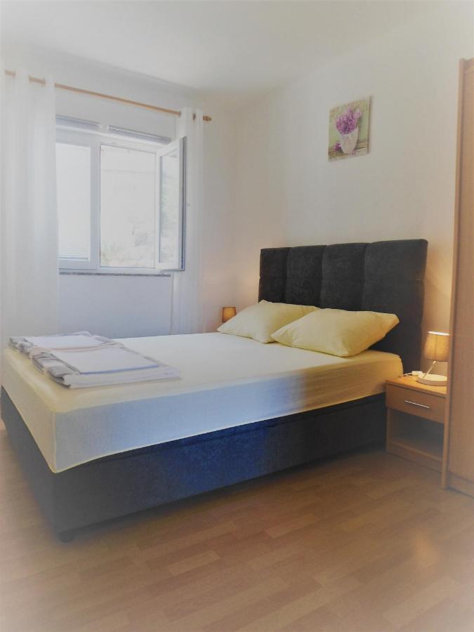 Guest House Pamela Senj  Ngoại thất bức ảnh