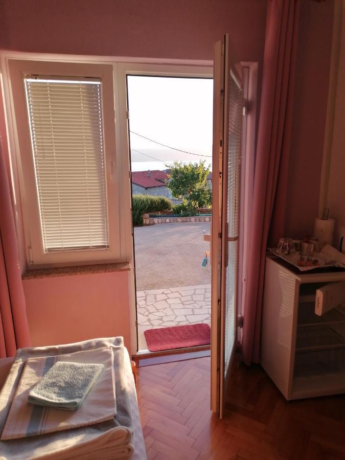 Guest House Pamela Senj  Ngoại thất bức ảnh
